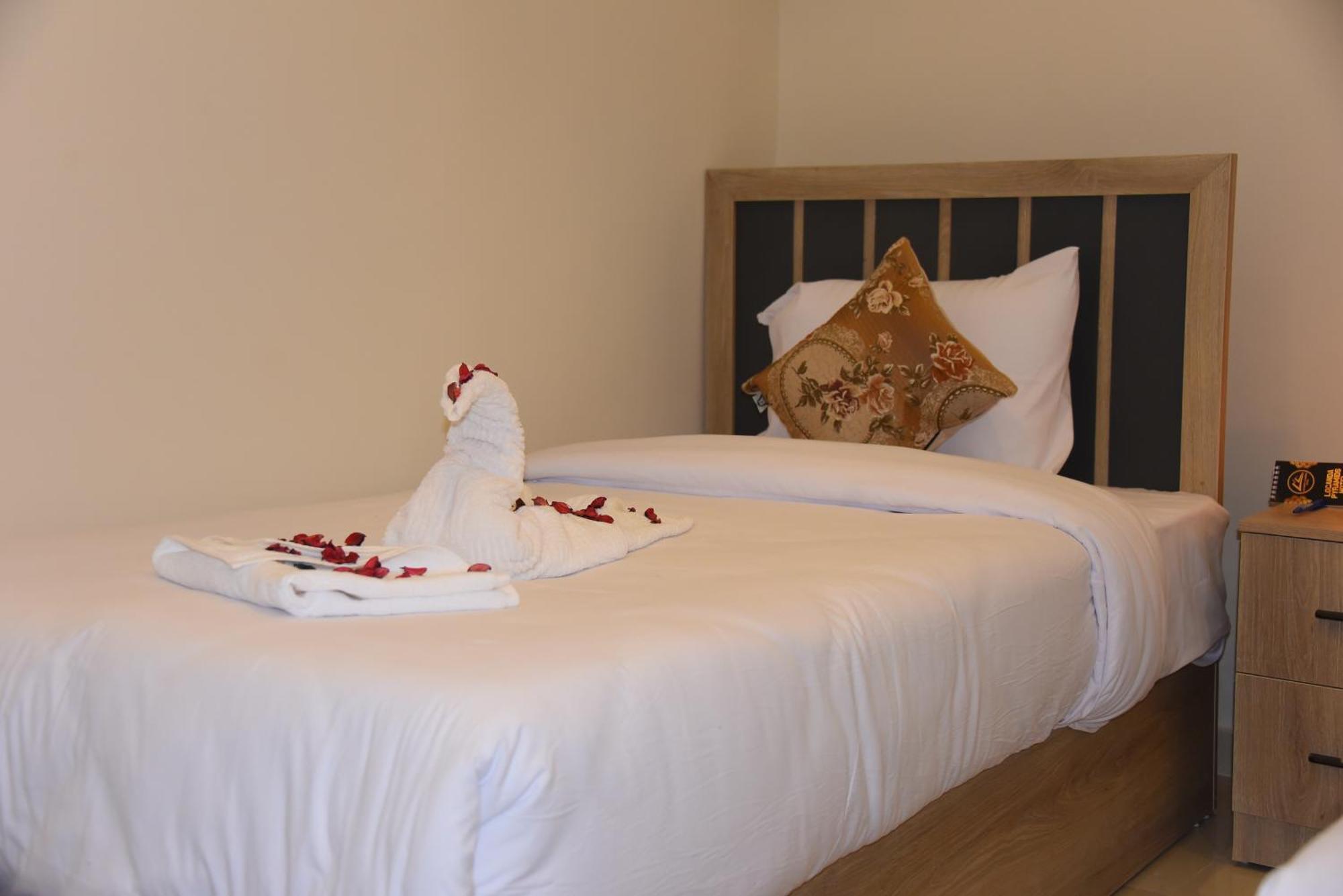 Locanda Pyramids Hotel Kafrat al Jabal Экстерьер фото