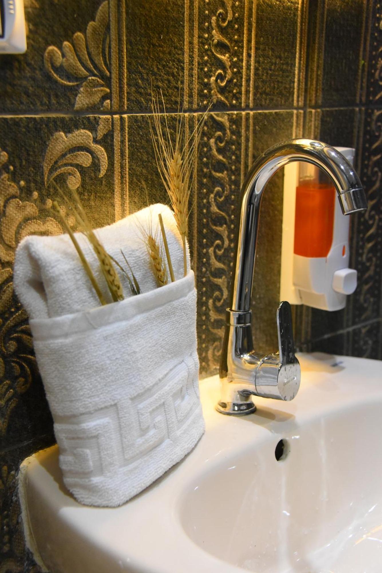 Locanda Pyramids Hotel Kafrat al Jabal Экстерьер фото
